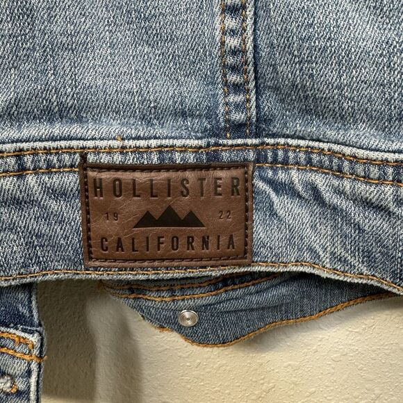 Hollister Embroidered Tiger Denim Distressed Jean Jacket Men's Size M Epic Flex - Picture 4 of 5